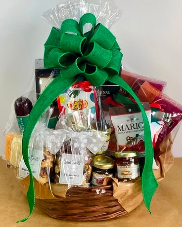 Dudley's Signature Snack Basket